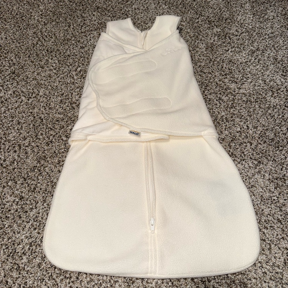 Halo Sleepsack Swaddle Cream Micro Fleece Size 3-6 Months